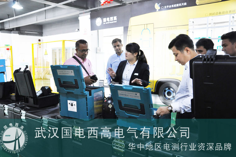 孟加拉農網客戶來訪考察試油機及絕緣電阻測試儀